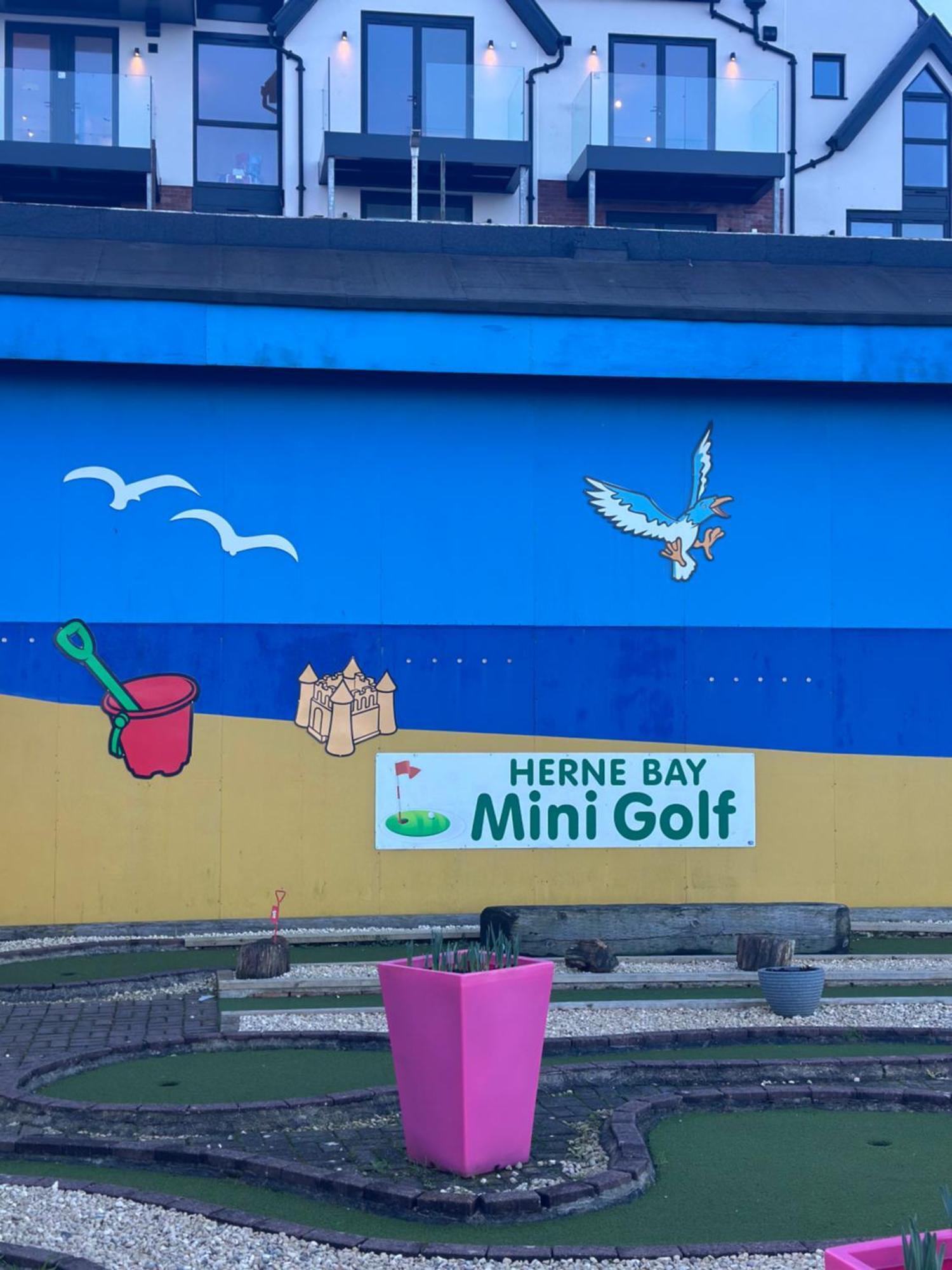 Pure Edge Beach Guest House With Sea View 헌베이 외부 사진